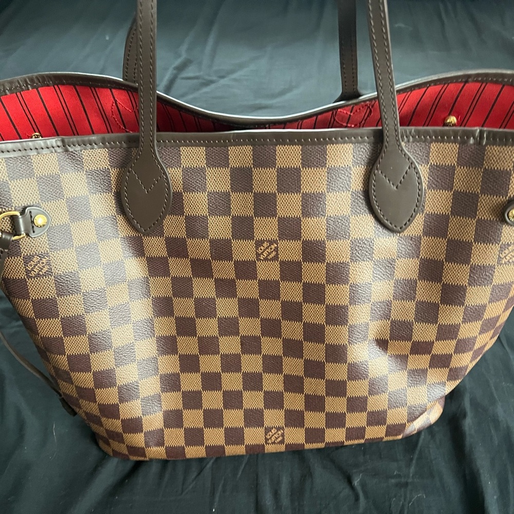 Louis Vuitton Neverfull MM